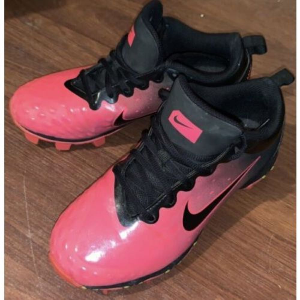 Nike Pink Black 856435-066 FastFlex Softball Soccer Cleats Size 3.5Y Girl Youth